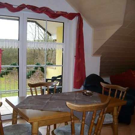 Ferienwohnung Mastiaux Mirbach エクステリア 写真